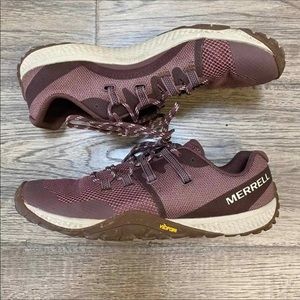 Merrel Lightweight Hiking Shoes Women’s 9.5 Sneakers Trail Glove 6